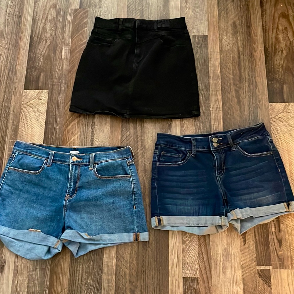 3 Piece Lot Juniors Denim Shorts/ Skirt sz 11-12